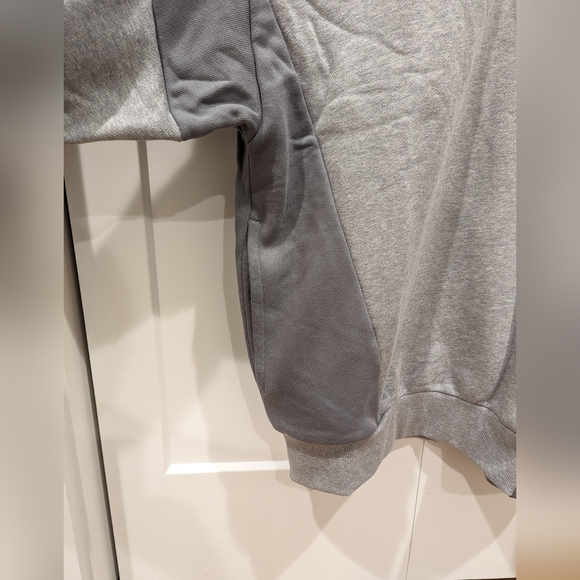 Adidas Original TOC Crew Sweater - size M - Picture 3 of 4